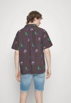 Wrangler Resort - Camisa - Smoked Pearl 9 Wrangler Resort - Camisa - Smoked Pearl -Wrangler 0099749fab98495f99720b33d5368e3a