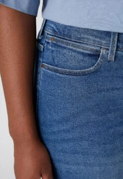 Wrangler Vaqueros Slim Fit - Airblue -Wrangler 016b4766ff204e1986f45d193922cc39