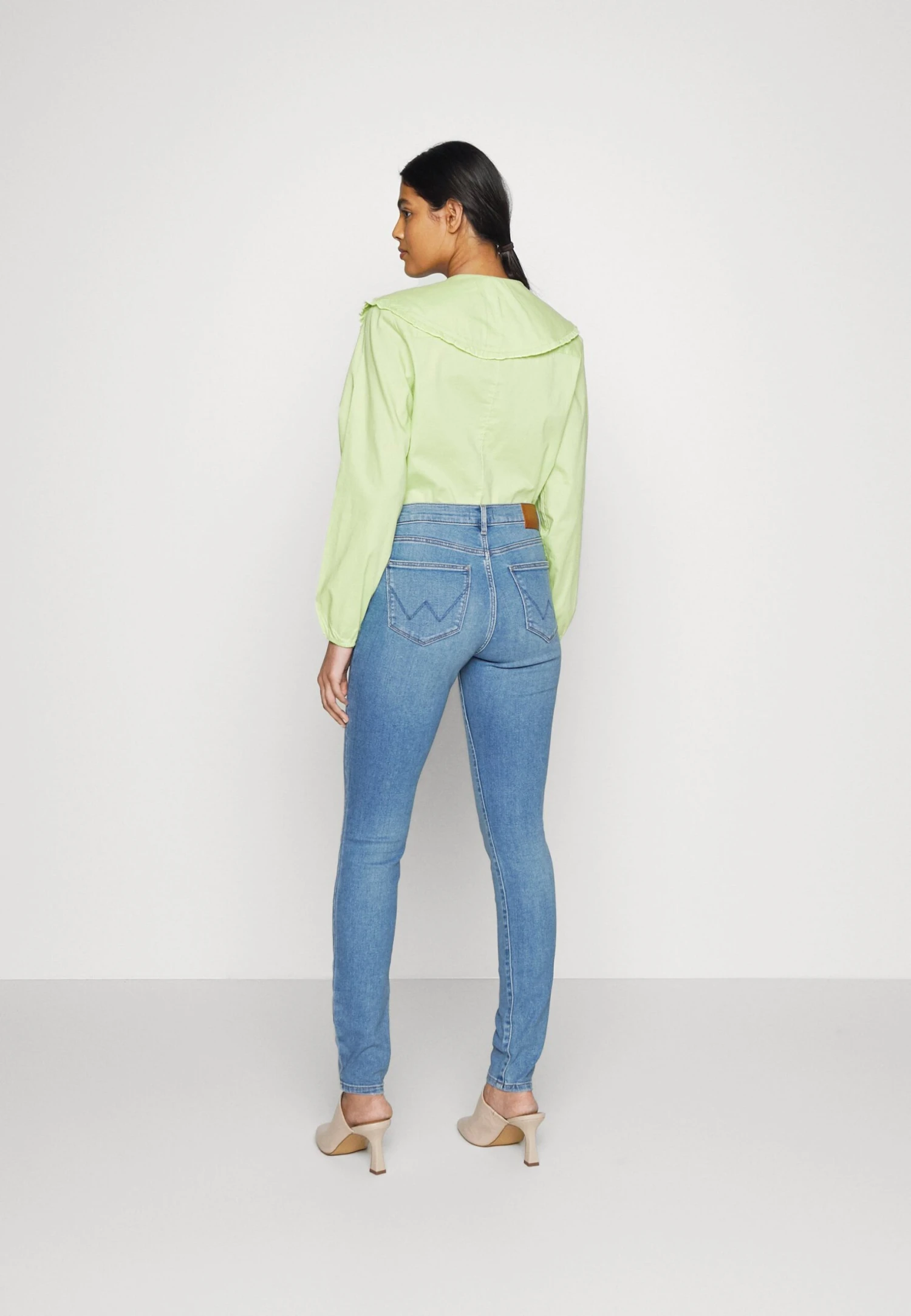 Wrangler High - Vaqueros Pitillo - River 8 Wrangler High - Vaqueros Pitillo - River - Imagen 6