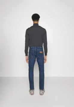 Wrangler Bryson - Vaqueros Pitillo - Blue Denim -Wrangler 07ad653a4c3f461c824b682f4bac24e1
