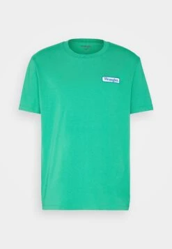 Wrangler Logo Tee - Camiseta Básica - Leprechaun Green 12 Wrangler Logo Tee - Camiseta Básica - Leprechaun Green -Wrangler 14f40ba0ea944b2cb919bd07a85267b1