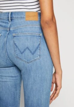 Wrangler Vaqueros Bootcut - Riptide -Wrangler 15ac0ea89aea4174a2328cfbba681965