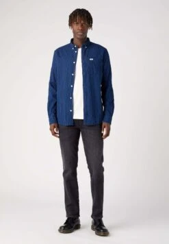 Wrangler -Wrangler 1912ec204298493b95001741fdfc12fe