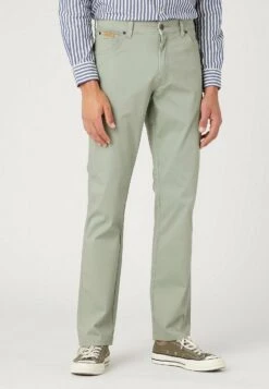 Wrangler Bryson - Vaqueros Rectos - Sea Grass