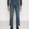 Wrangler Greensboro - Vaqueros Rectos - Blue Denim