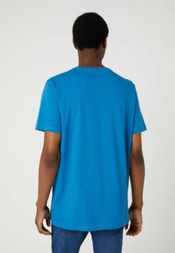 Wrangler Graphic Tee - Camiseta Estampada - Deep Water -Wrangler 2f11cb20c9464955b22a89c3dabe6da8