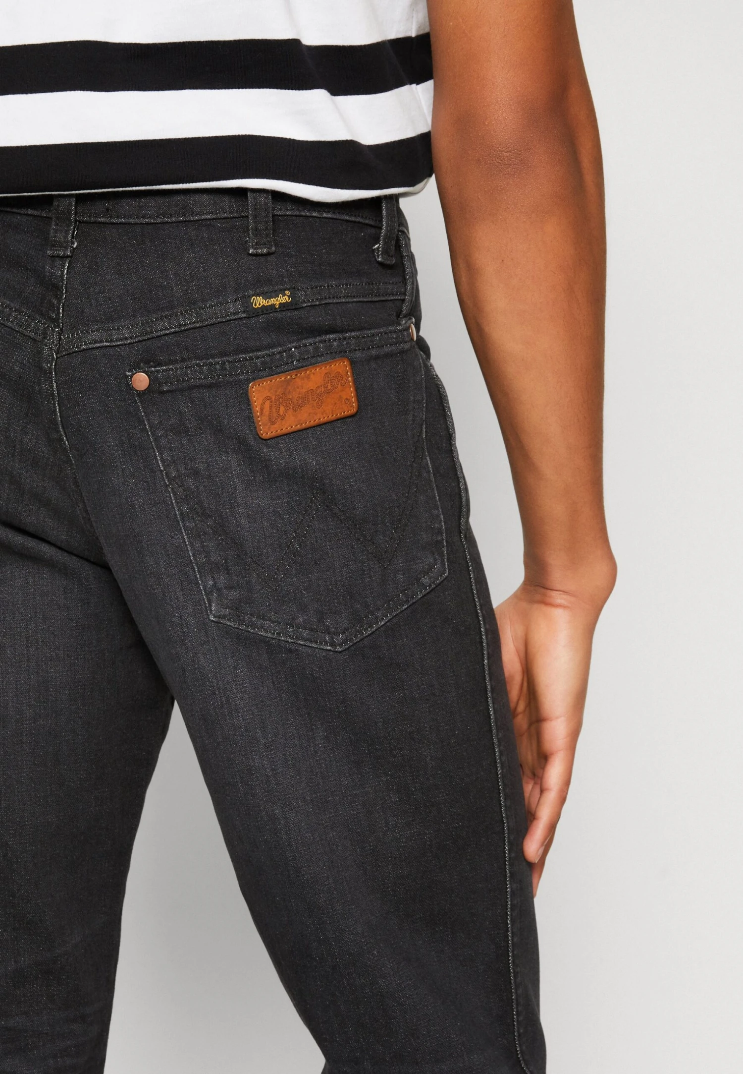 Wrangler Texas - Vaqueros Rectos - Faded Black 8 Wrangler Texas - Vaqueros Rectos - Faded Black - Imagen 6