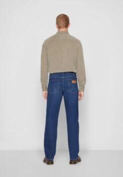 Wrangler Frontier - Vaqueros Boyfriend - Dancing Water -Wrangler 35dc385f5e934f2e8cfc814ea951c0ab