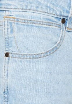 Wrangler Larston - Vaqueros Slim Fit - Blue Waves 13 Wrangler Larston - Vaqueros Slim Fit - Blue Waves -Wrangler 3b7e9f61a2c8469e812847786fa5642e