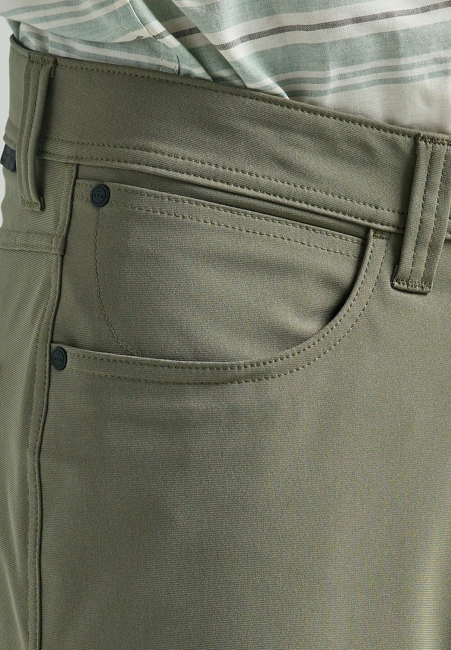 Wrangler Pantalones - Dusty Olive 7 Wrangler Pantalones - Dusty Olive - Imagen 5