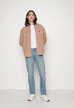 Wrangler Texas - Vaqueros Rectos - Lovesick -Wrangler 3f38b240993d4d4bb795875610f63aca