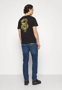 Wrangler Vaqueros Rectos - Hard Edge -Wrangler 40a6779ed01a4a258ff44e3da97df7f9