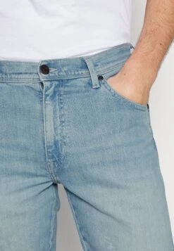 Wrangler Texas - Vaqueros Rectos - Lovesick -Wrangler 45f1aeae6a724853862e04d0ed975b55