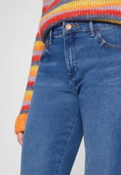 Wrangler Vaqueros Bootcut - Blau -Wrangler 47b8f8e3c53a4cf4ad1dc721858da7b2