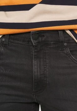 Wrangler Greensboro - Vaqueros Rectos - Black Crow -Wrangler 483c70d0a2064195a0150ae12ebed09a