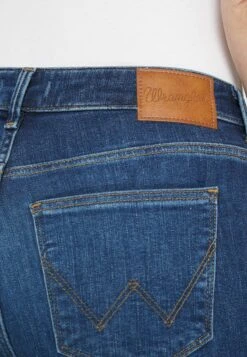 Wrangler Vaqueros Bootcut - Evie -Wrangler 49b6adcfe7e245bfbcb7ff9e29d1c0c3