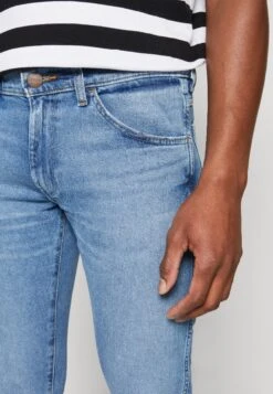 Wrangler Bryson - Vaqueros Pitillo - The Dude -Wrangler 4af331def92344458115c96f5d9b0682