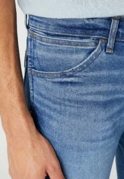 Wrangler Bryson - Pantalones - Smoke Sea -Wrangler 4f9f005fed114e6086386a2753ec4284