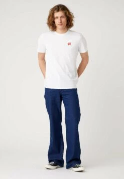 Wrangler Sign Off Tee - Camiseta Básica - White -Wrangler 50485fb48d8d46ffa9b9eb361c05fad6