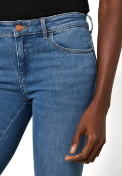 Wrangler Vaqueros Bootcut - Voyage -Wrangler 56f15031d35e4e188a150ba588f2b88b