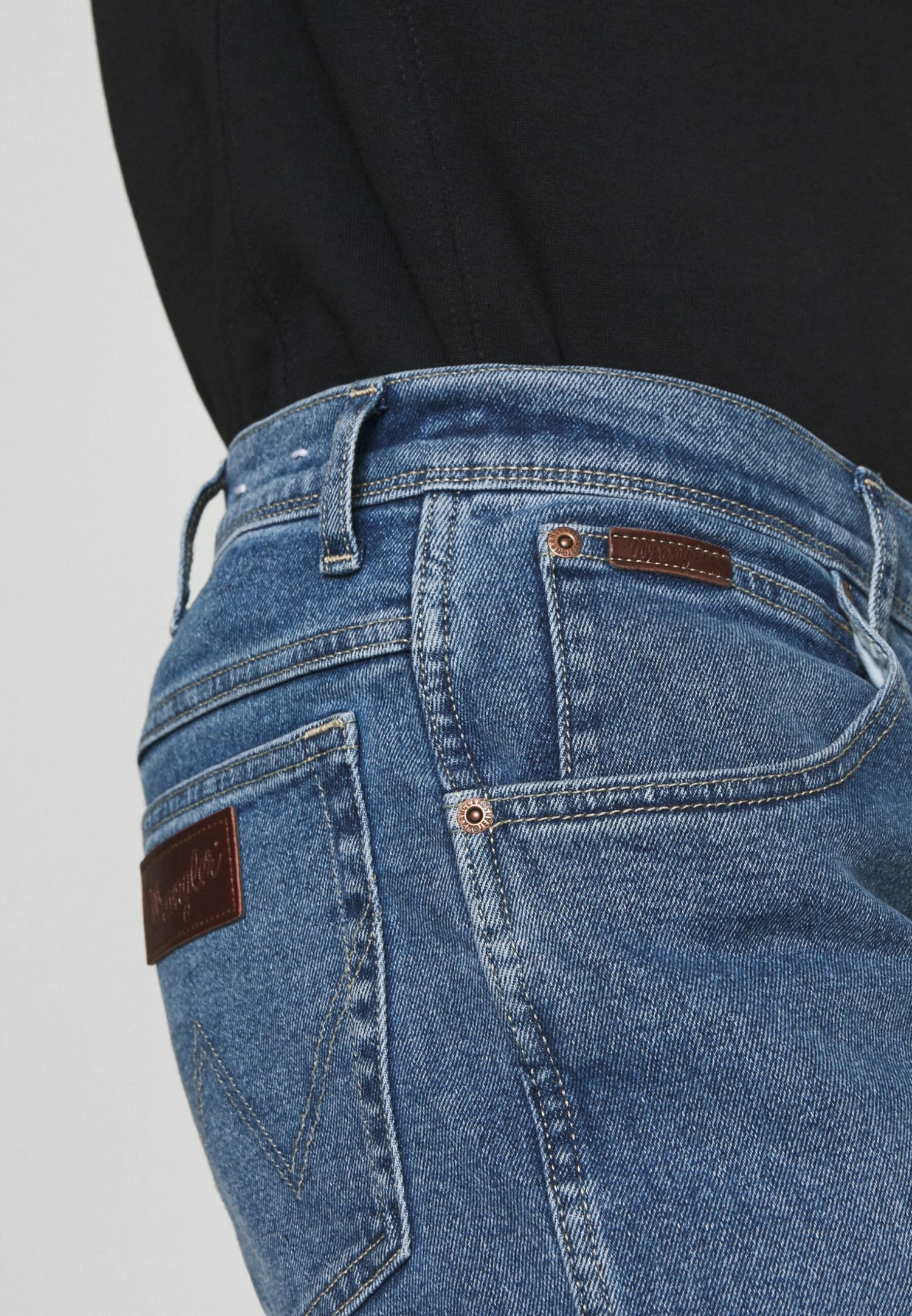 Wrangler Texas - Vaqueros Tapered - Blue Stones 7 Wrangler Texas - Vaqueros Tapered - Blue Stones - Imagen 5