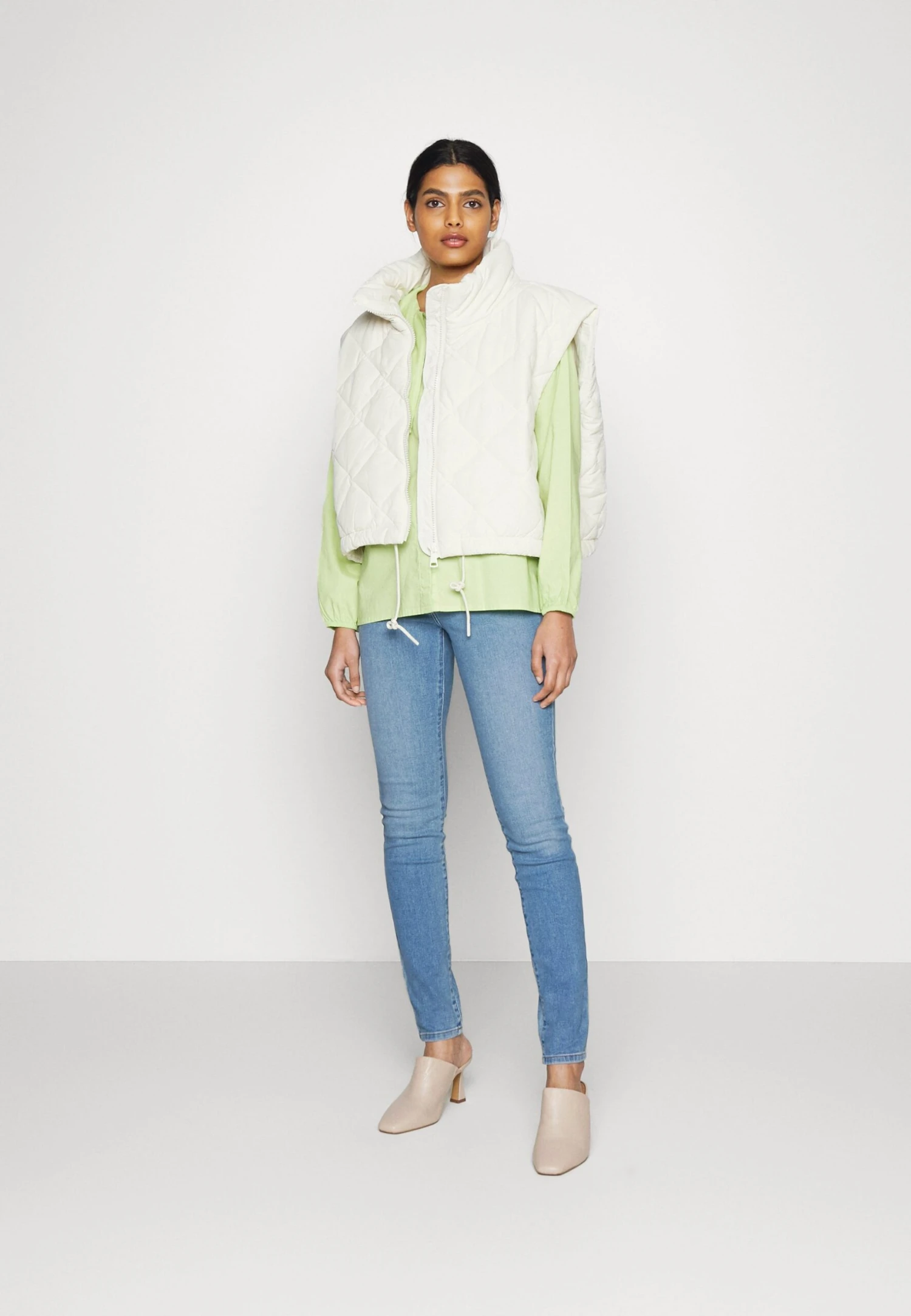 Wrangler High - Vaqueros Pitillo - River 7 Wrangler High - Vaqueros Pitillo - River - Imagen 5