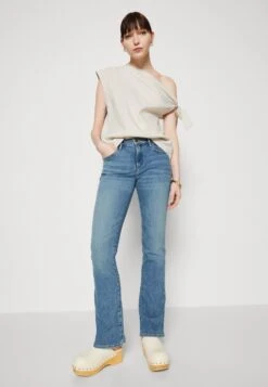 Wrangler Vaqueros Bootcut - Citrine -Wrangler 5d985c5c594c46adb14e7bb6aa4588ad