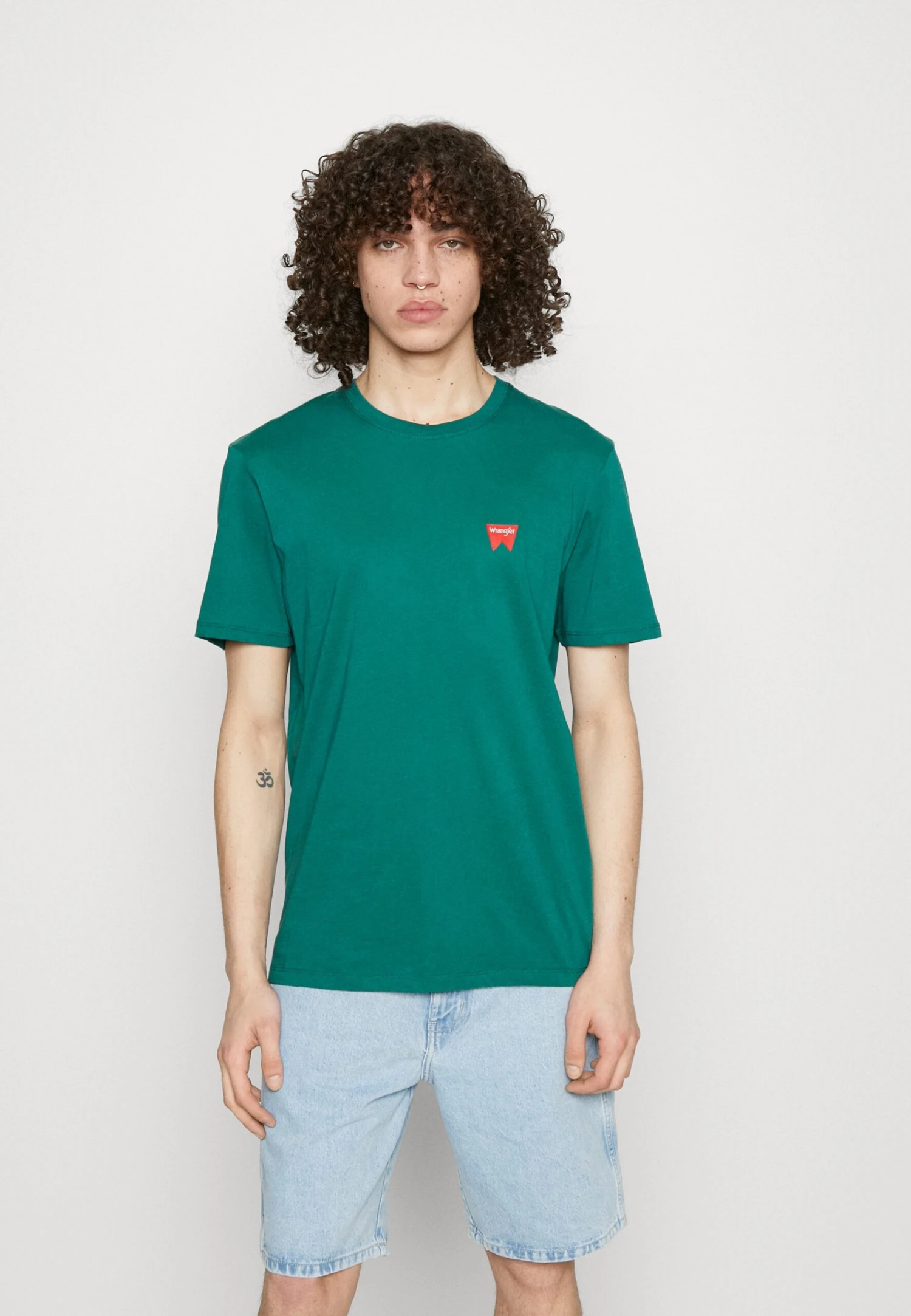 Wrangler Sign Off Tee - Camiseta Básica - Bayberry Green 3 Wrangler Sign Off Tee - Camiseta Básica - Bayberry Green