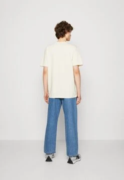 Wrangler Graphic Tee - Camiseta Estampada - Turtledove -Wrangler 602f4f5b065c4c2f97565449245fbd6c