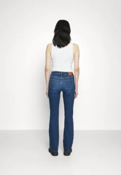 Wrangler Vaqueros Bootcut - Evie -Wrangler 6316b6b483b4468b83c2e56b31501164