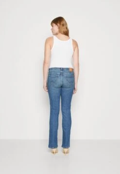 Wrangler Vaqueros Bootcut - Girlband 10 Wrangler Vaqueros Bootcut - Girlband -Wrangler 64578cd459c44748866220659adf41ed