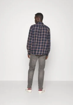 Wrangler Pocket - Camisa - Navy 10 Wrangler Pocket - Camisa - Navy -Wrangler 67dd66b4445e45a596401dd30ad6db08