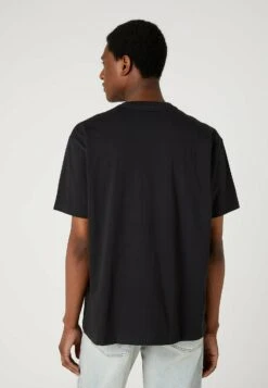 Wrangler Slogan Tee - Camiseta Estampada - Washed Black -Wrangler 6defa0036e464dcfbbdda652b692d674