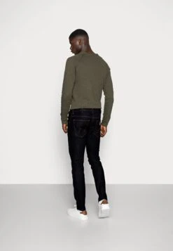 Wrangler Larston - Vaqueros Slim Fit - Dark Rinse -Wrangler 78ffe2b32ec247749ed18d440e5a46d8