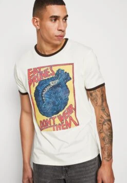 Wrangler Prunes Ringer Tee - Camiseta Estampada - Vanilla Ice -Wrangler 7e6de75494884626be1fdefb521c7206
