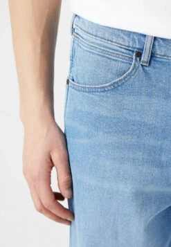 Wrangler Redding - Vaqueros Boyfriend - This Time -Wrangler 81e13e8291ea4d4bbf5c41490201a091