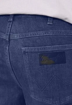 Wrangler Greensboro - Vaqueros Rectos - Free Way -Wrangler 81f4e2596e5246c18a2e16d0e0f7643a