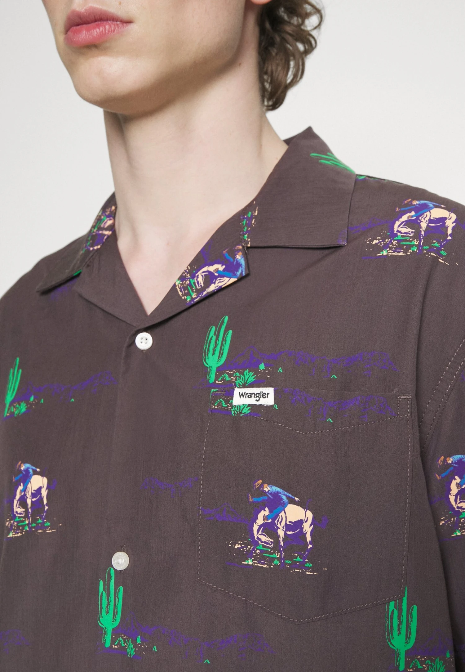 Wrangler Resort - Camisa - Smoked Pearl 7 Wrangler Resort - Camisa - Smoked Pearl - Imagen 5