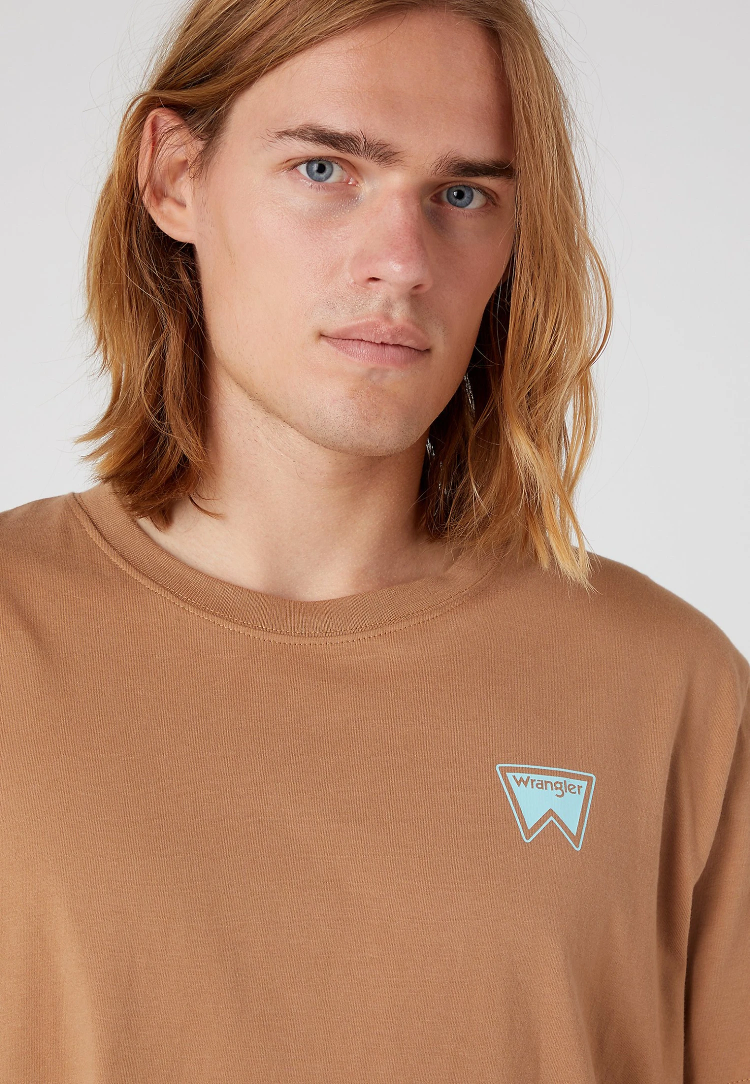 Wrangler Graphic- Camiseta Estampada - Burro Brown 6 Wrangler Graphic- Camiseta Estampada - Burro Brown - Imagen 4