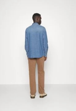 Wrangler Western- Camisa - Icon Mid Stone -Wrangler 8bdcfa6ab6e64a42a820fa4ae89cf2bf