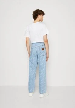 Wrangler Redding Unisex - Vaqueros Boyfriend - Light Wash -Wrangler 90051aaef50a4fc3865719094f3b7aea