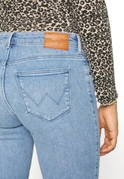 Wrangler Skinny - Vaqueros Pitillo - In The Clouds -Wrangler 92d2a27f9c3648518b487c4ed686facf