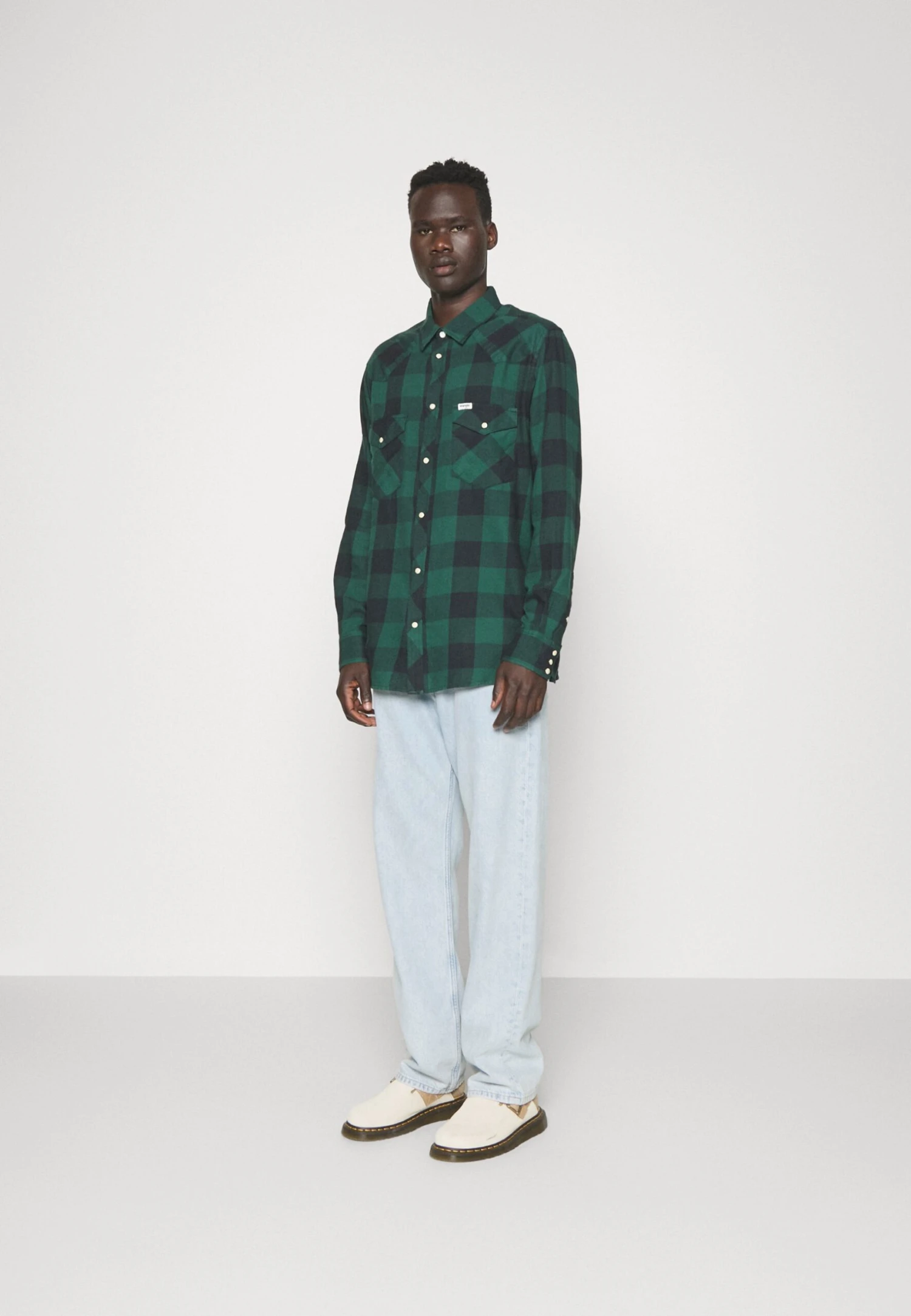 Wrangler Western- Camisa - Dark Matcha 4 Wrangler Western- Camisa - Dark Matcha - Imagen 2