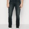 Wrangler Larston - Vaqueros Slim Fit - Electric Rodeo