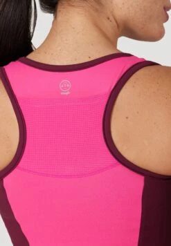 Wrangler All Terrain Gear Compression Top - Top - Pink Yarrow -Wrangler a62d1ba1c3ef42c4a022688c571dbeff