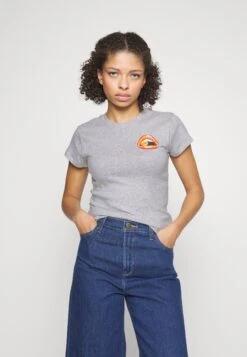 Wrangler Shrunken Band Tee - Camiseta Estampada - Light Grey