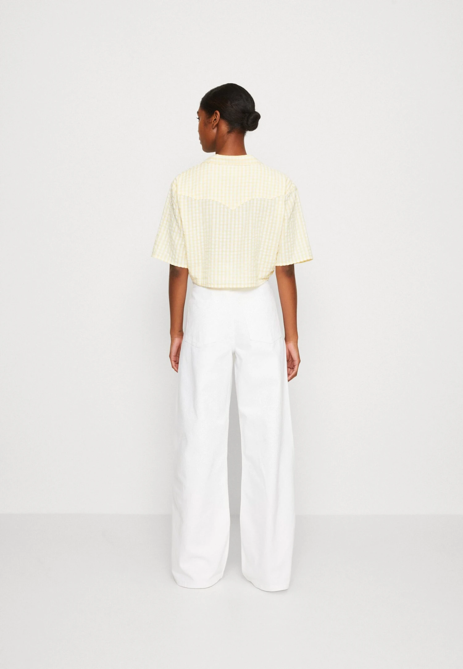 Wrangler Tie Resort Shirt - Camisa - Pale Banana 5 Wrangler Tie Resort Shirt - Camisa - Pale Banana - Imagen 3