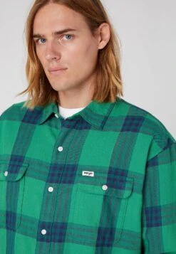 Wrangler Patch Pocket - Camisa - Pine Green -Wrangler a79d2dc388b9479082f0f05f62f7bce5