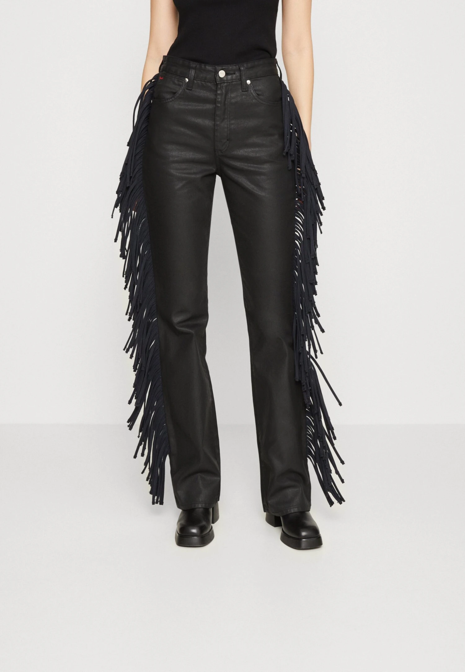 Wrangler Westward - Vaqueros A Campana - Black 3 Wrangler Westward - Vaqueros A Campana - Black