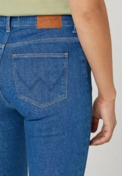 Wrangler Vaqueros Pitillo - Eye Love You 11 Wrangler Vaqueros Pitillo - Eye Love You -Wrangler aa9f171b02bd4e299b146b3dcf4be619